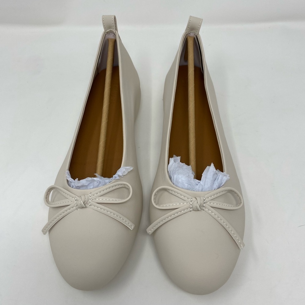 NEW - Women’s Windy Hidden Wedge Flat Size 8.5